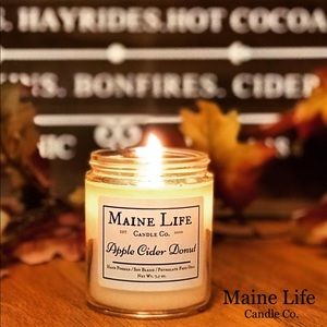 Maine Life Candle Co. Apple Cider Donut 7.5 oz.